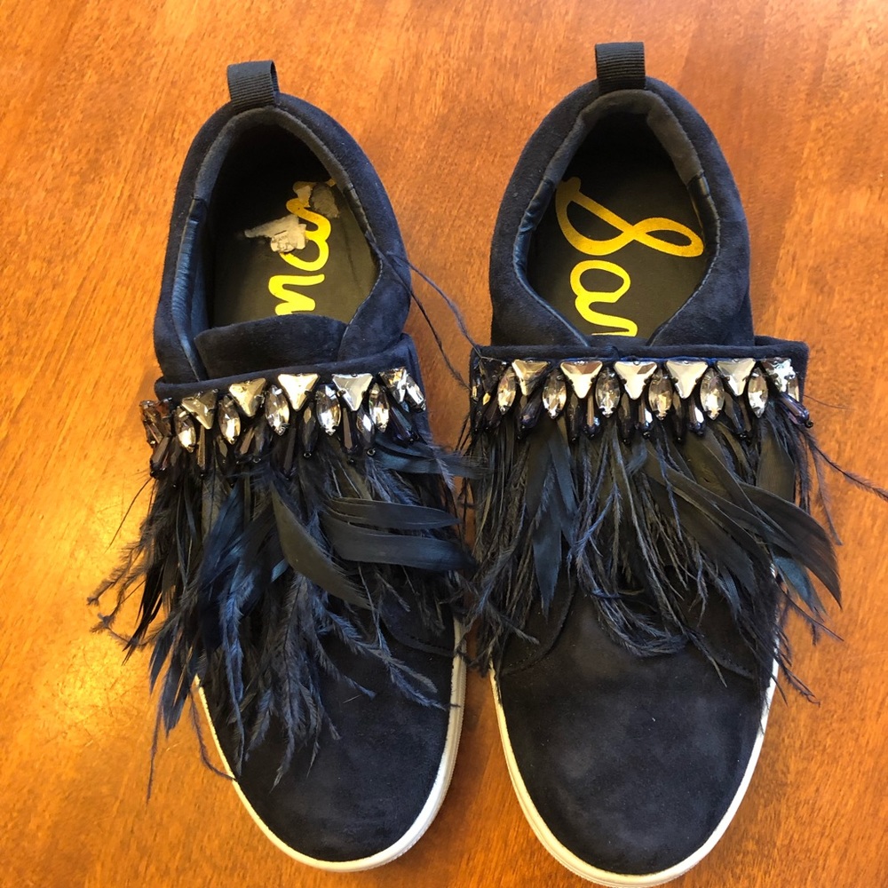 EUC Sam Edelman Lelani Navy Feather Sneakers.